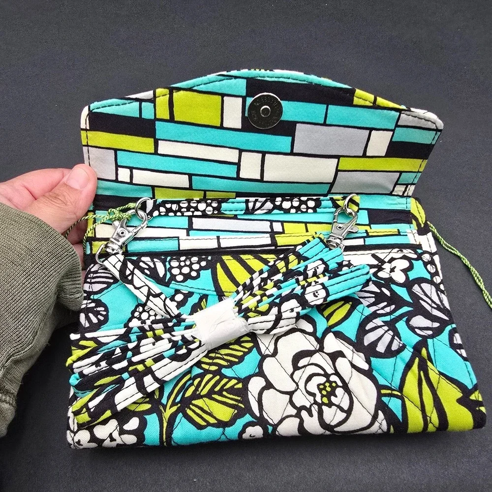 Vera Bradley Strap Wallet Purse and Checkbook Cover Set ISLAND BLOOMS NEW - Picture 7 of 10